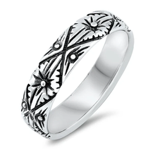 Load image into Gallery viewer, Sterling Silver Oxidized Flower Ring