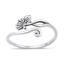 Load image into Gallery viewer, Sterling Silver Oxidized And Polished 10mm Flowers Ring