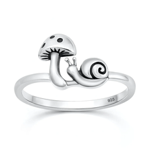 Load image into Gallery viewer, Sterling Silver Oxidized And Polished Mushroom And Snail Ring