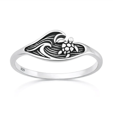Load image into Gallery viewer, Sterling Silver Oxidized And Polished 7.5mm Turtle And Ocean Ring