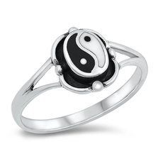 Load image into Gallery viewer, Sterling Silver Oxidized Yin Yang Stone Ring