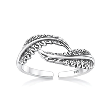 Load image into Gallery viewer, Sterling Silver Oxidized And Polished Fern Leaves Toe Ring