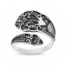 Load image into Gallery viewer, Sterling Silver Oxidized And Polished Spoon Toe Ring