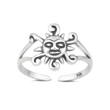 Load image into Gallery viewer, Sterling Silver Oxidized And Polished Sun Toe Ring