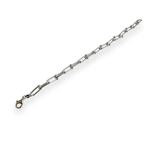 Load image into Gallery viewer, Sterling Silver Bow 4.8mm Paperclip Link Bracelet--Length 7.5"