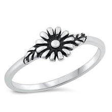 Load image into Gallery viewer, Sterling Silver Daisy Start Ring