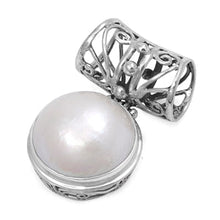 Load image into Gallery viewer, Sterling Silver Genuine Mabe Pearl Stone Pendant