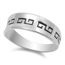 Load image into Gallery viewer, Sterling Silver Celtic Shaped Plain RingsAnd Face Height 7mmAnd Band Width 4mm