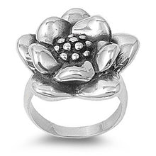 Load image into Gallery viewer, Sterling Silver Flower Shaped Plain RingsAnd Face Height 25mmAnd Band Width 3mm