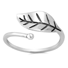 Load image into Gallery viewer, Sterling Silver Oxidize Leaf Shaped Plain RingsAnd Face Height 7mm