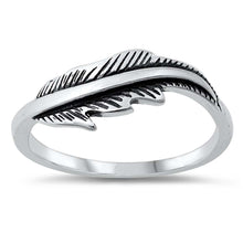 Load image into Gallery viewer, Sterling Silver Oxidize Feather Ring