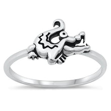 Load image into Gallery viewer, Sterling Silver Oxidized Alligator Ring
