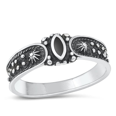 Sterling Silver Patterend Black Agate Ring