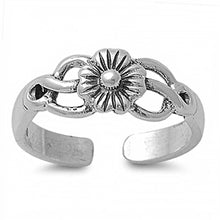 Load image into Gallery viewer, Sterling Silver Classy Flower Design Toe RingAnd Band Width 3 MM